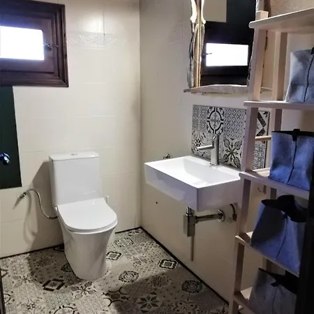 Villa Leia, Luxury For 6 People With Pool Kalamákion