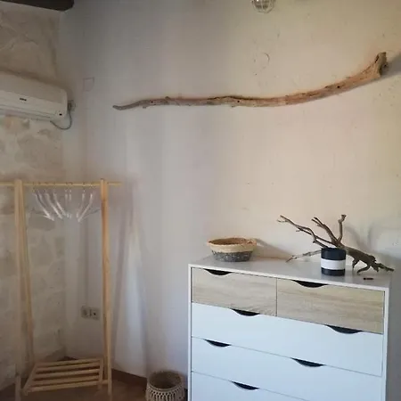 Villa Leia, Luxury For 6 People With Pool *