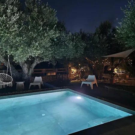 Leia, Luxury For 6 People With Pool 别墅