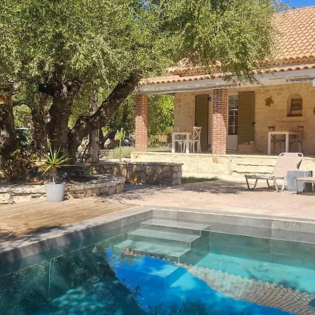 Leia, Luxury For 6 People With Pool 别墅